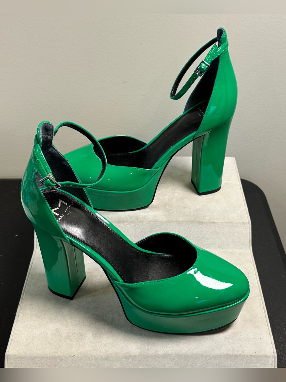 Marc Fisher Green Platform Mary Jane Heels with Ankle Strap, size 8.5, NWOT